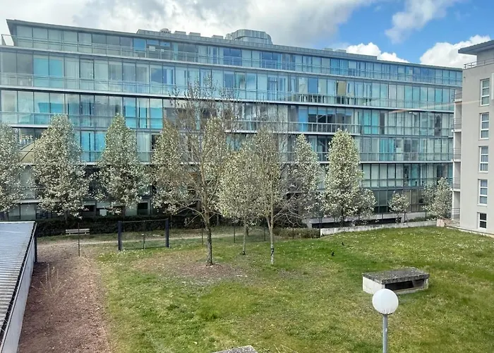 Le 218 Moderne Et Entierement Equipe A Nancy, Avec Garage Privatif * Nancy